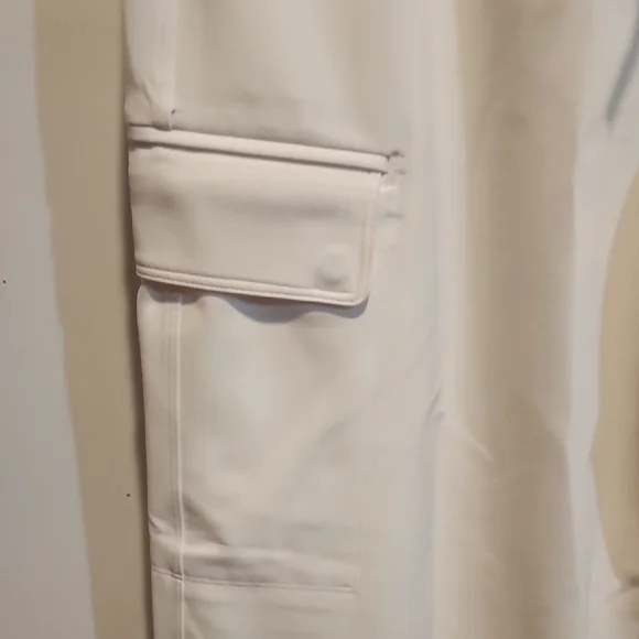 Athleta Women's Cream Wide Leg Pants - Picture 5 of 15